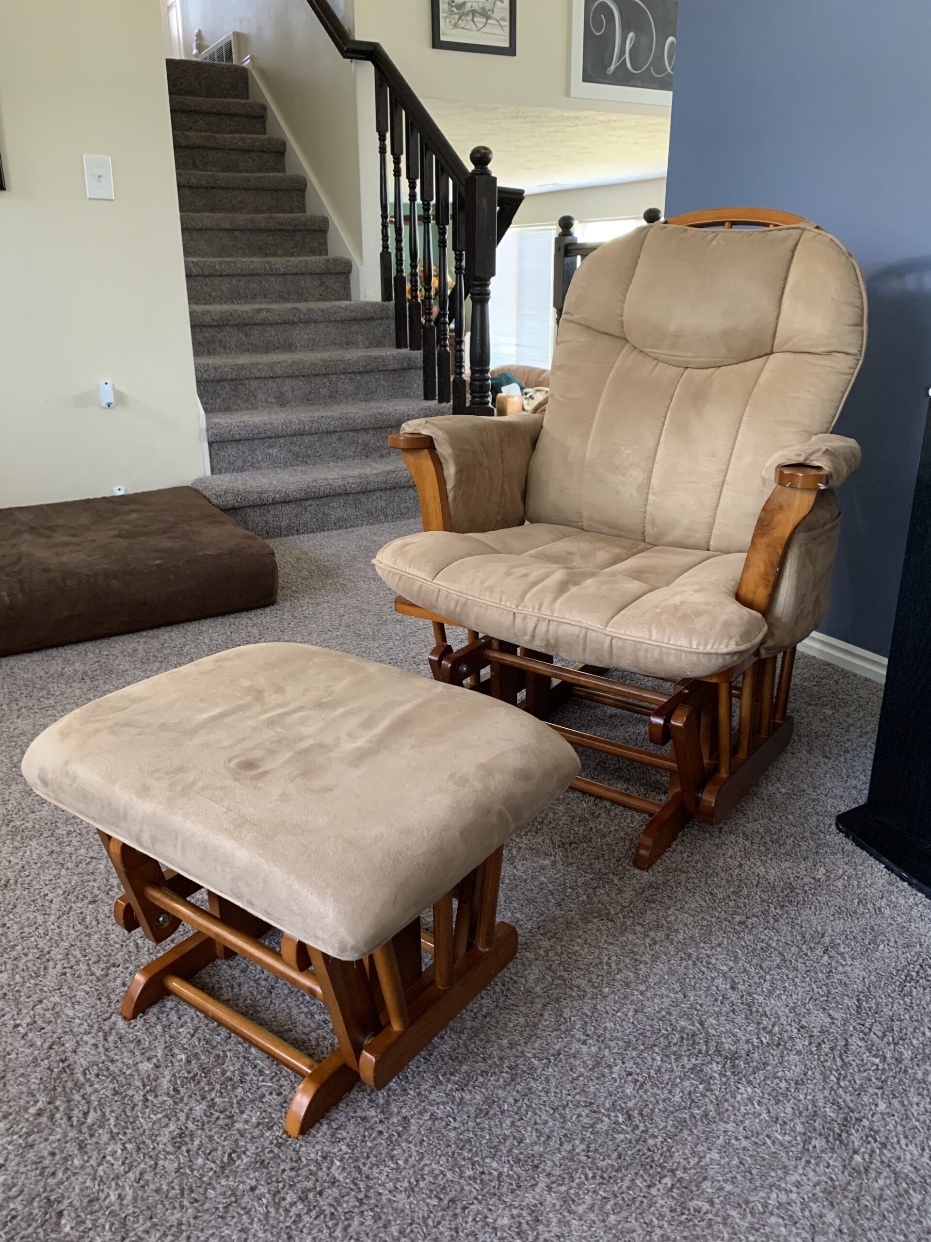 NEW ROCKING CHAIRS