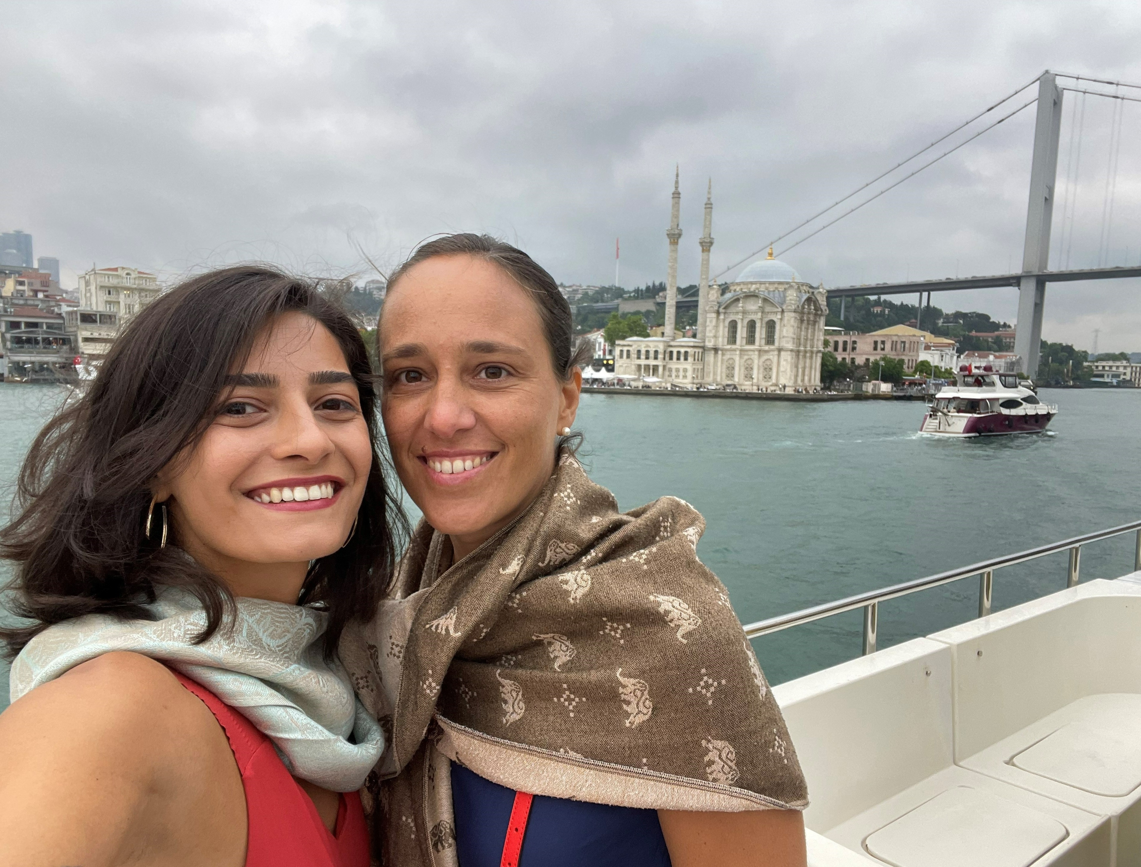 Türkiye (Turkey) magic