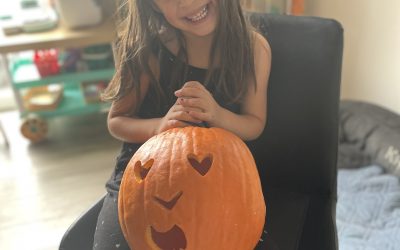 Pumpkin carving (10/26)
