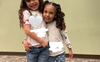 School twins! 👯‍♀️